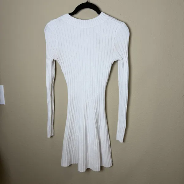 HOLLISTER Cream Sweater Dress Skater Fit and Flare Size Small - Image 6