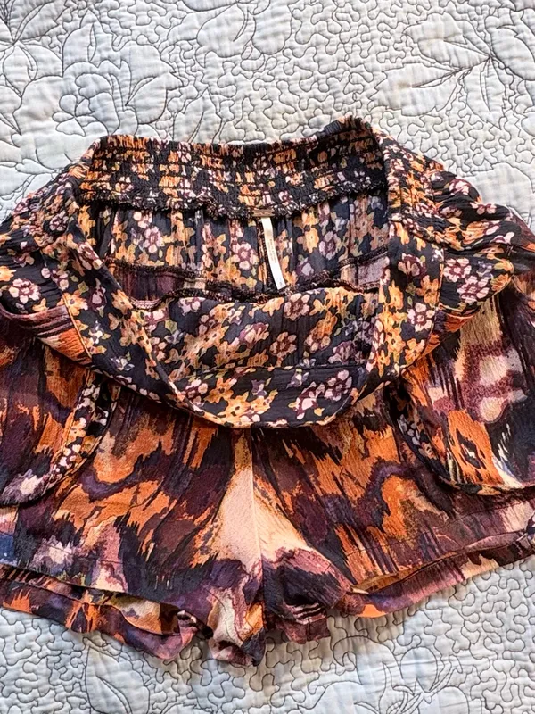 Free People Lisbon Soft Shorts Floral Ruched Side Tie Smocked Waist Pockets~S💚 - Image 6