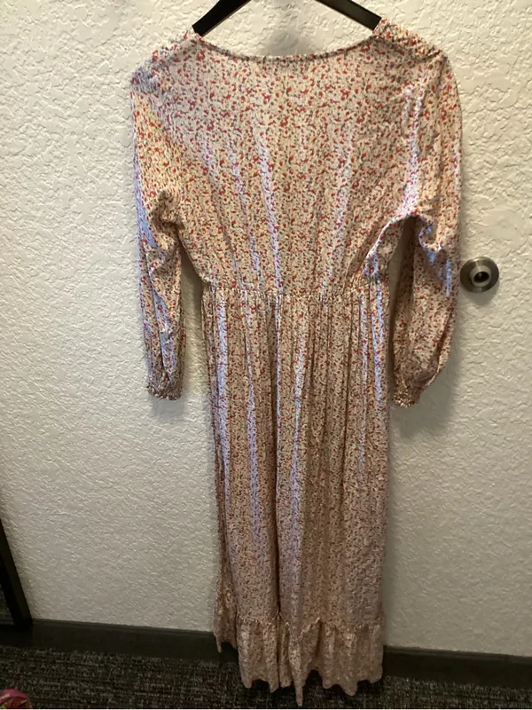 Embroidered V-Neck Pink Floral Maxi Dress small - Image 5
