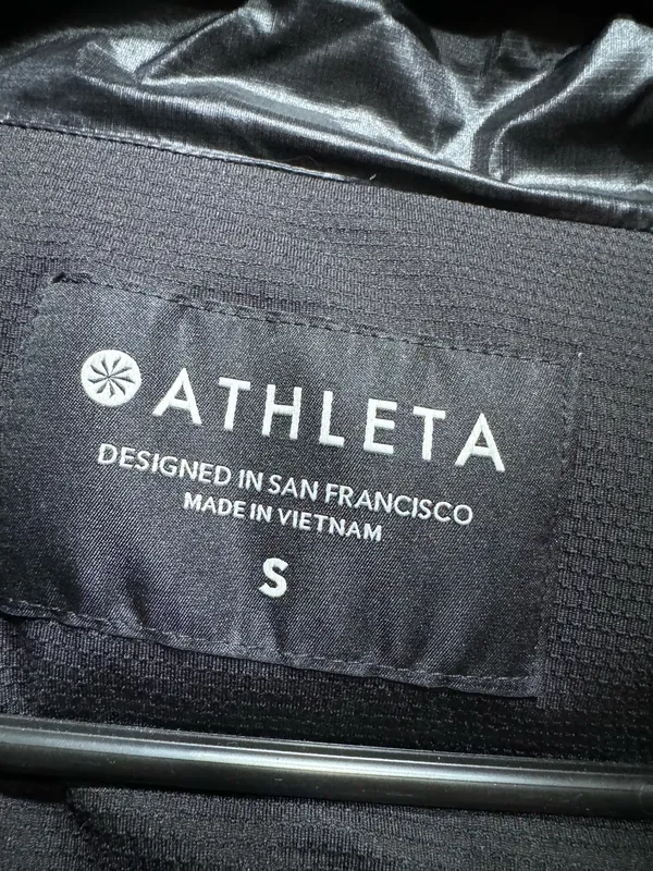 NWOT Athleta rock ridge Jacket size S - Image 4