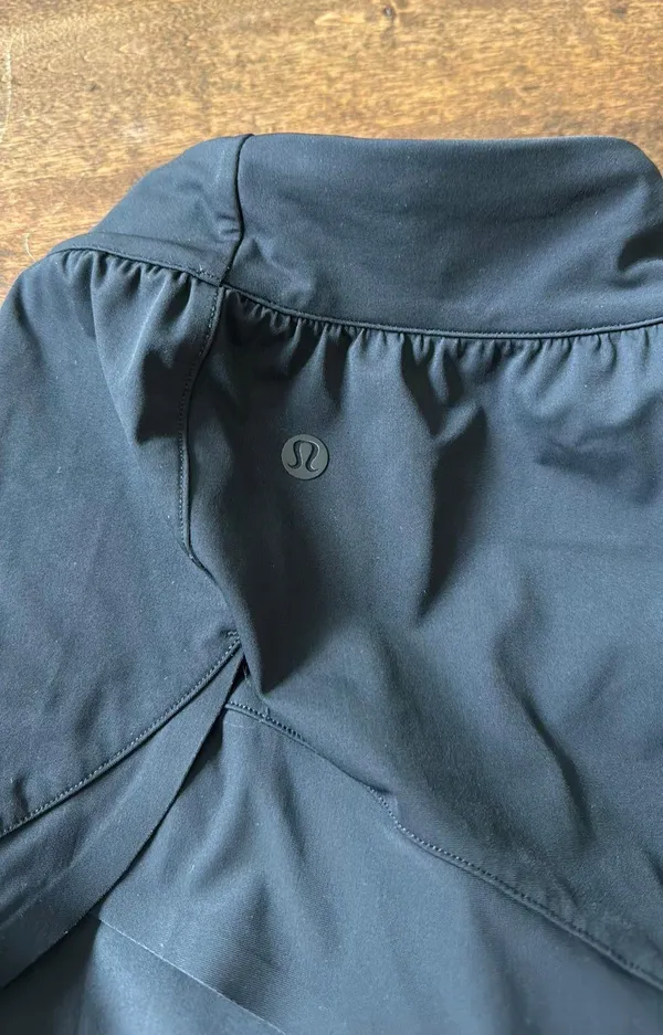 Calm Tides running short black size 8 - Image 4