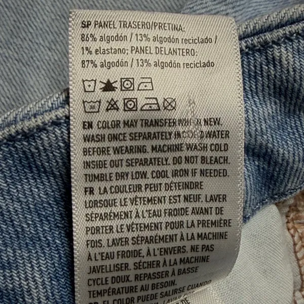 American Eagle Curvy Mom Jeans | Super High Rise | Light Wash Size 18 - Image 12