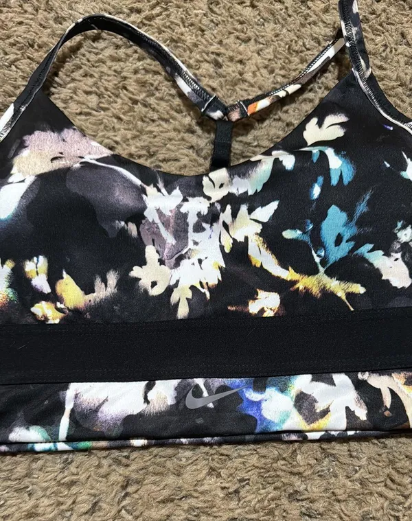 Nike Sports Bra - Image 6