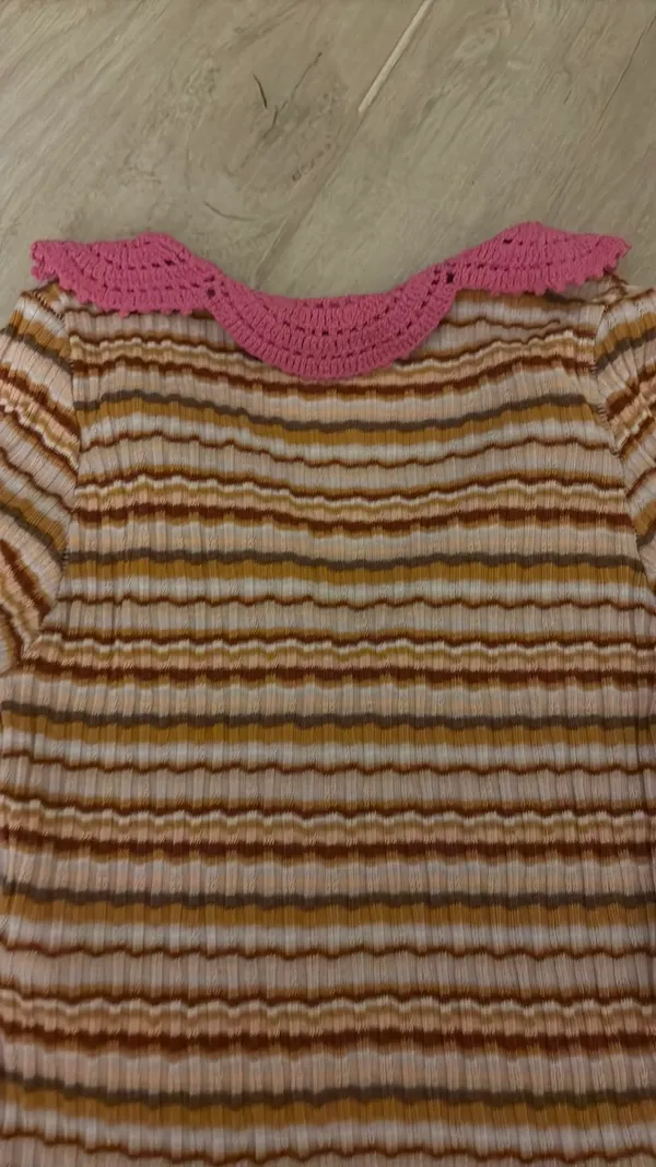 Free people top shirt sleeve crochet collar xs - Image 4