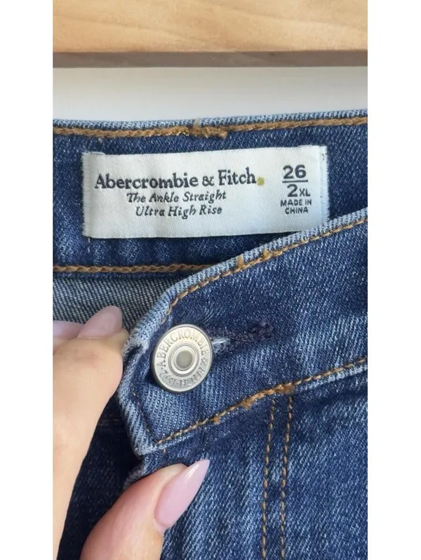 Abercrombie Curve Love Ultra High Rise Ankle Straight Jeans 26 Dark Wash - Image 5