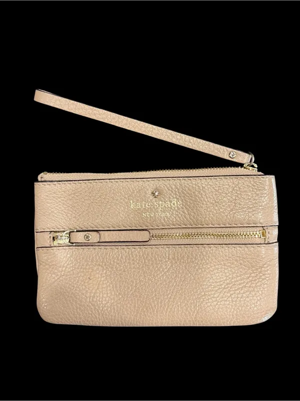 Kate Spade Beige Pebbled Leather Wristlet with Front zipper pocket. - Image 10