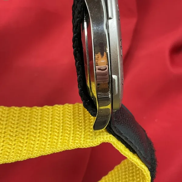 Black Yellow & Silver Toned Wristwatch Luminous Hands‎ New Battery - Image 6