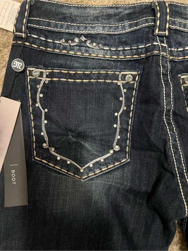 Miss Me jeans Y2k low rise boot cut NWT RARE size 31 - Image 14