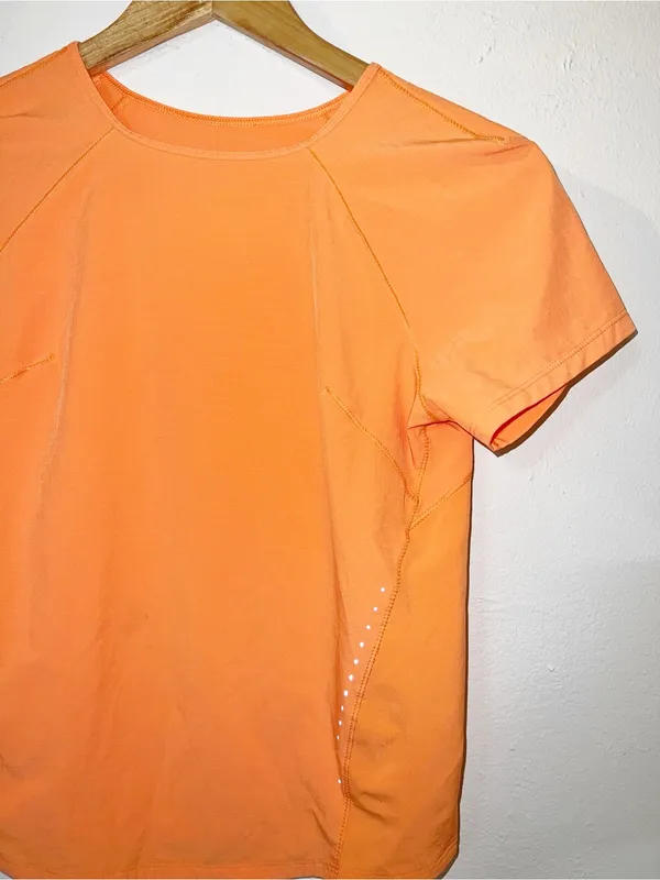 Lululemon Women's Orange Performance Short Sleeve Top - Image 2