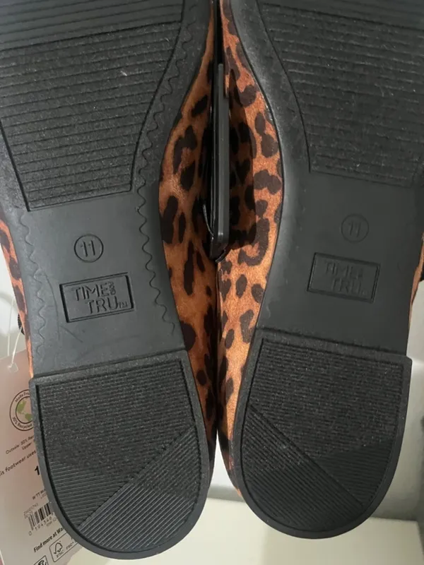 New Time And Tru Women’s Leopard Print Mary Jane Flats Shoes Size 11 NWT - Image 7