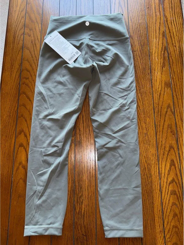 Lululemon Wunder Train High Rise 23” Grey Sage Size 6 NWT - Image 2