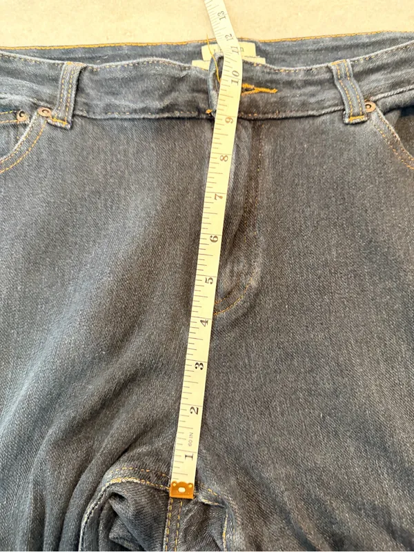 L.L.Bean Size 8 Regular Classic Fit Bootcut Stretch Dark Wash Denim Jeans - Image 8
