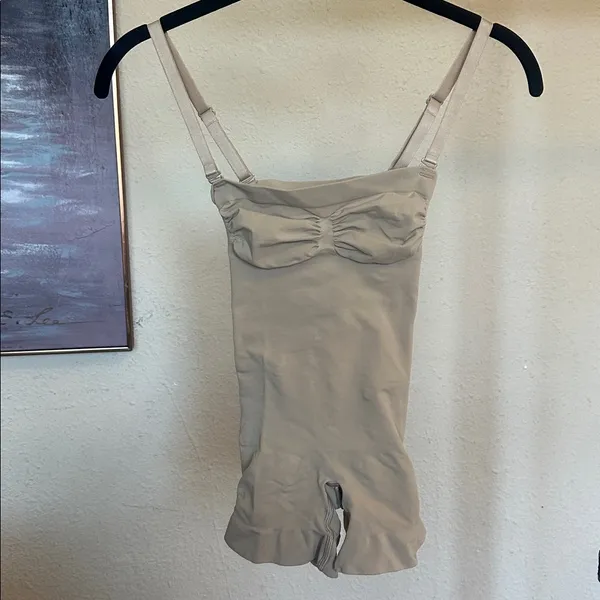 NEW Skims Seamless Sculpt Strapless Shortie‎ Bodysuit Size XS NWOT - Image 5