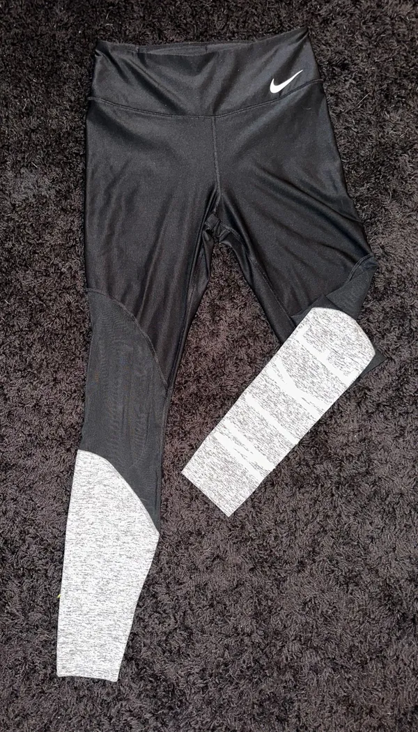 Nike Leggings - Image 3