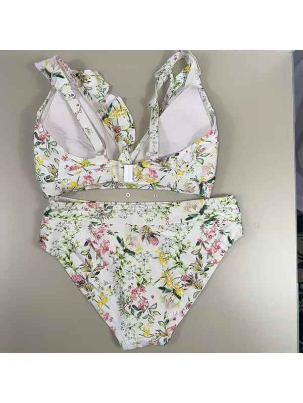 Nip Tuck Swim Floral Bikini Swimsuit Size 6 - Image 8