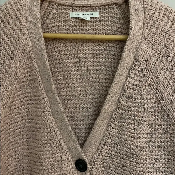 American Eagle womens rose pink cropped knit front button sweater size L - Image 2
