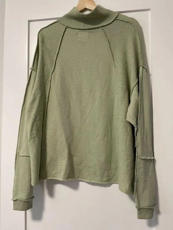 American Eagle NWT  Pull-over - Image 4