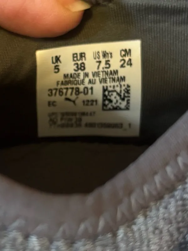 NWOT Puma women’s Prowl Slip-On Sneakers sz 7.5 - Image 4