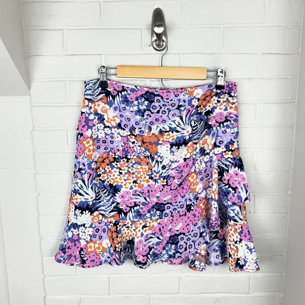LOFT Multi Color Floral Side Ruffle Skirt Size M - Image 2