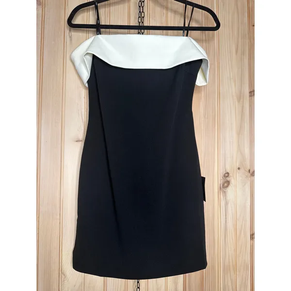 NWT Lulus Caelion Black and White Off-the-Shoulder Mini Dress Party LBD Size M - Image 2