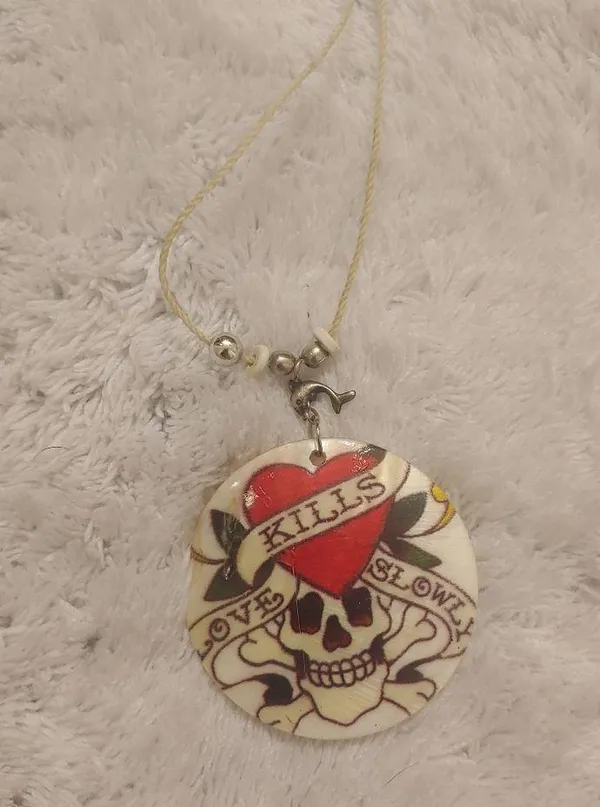Ed Hardy Shell Pendant Necklace - Image 5