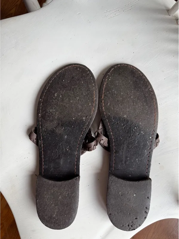 Jack Rogers Brown Leather Sandals with Circular Design - Image 5