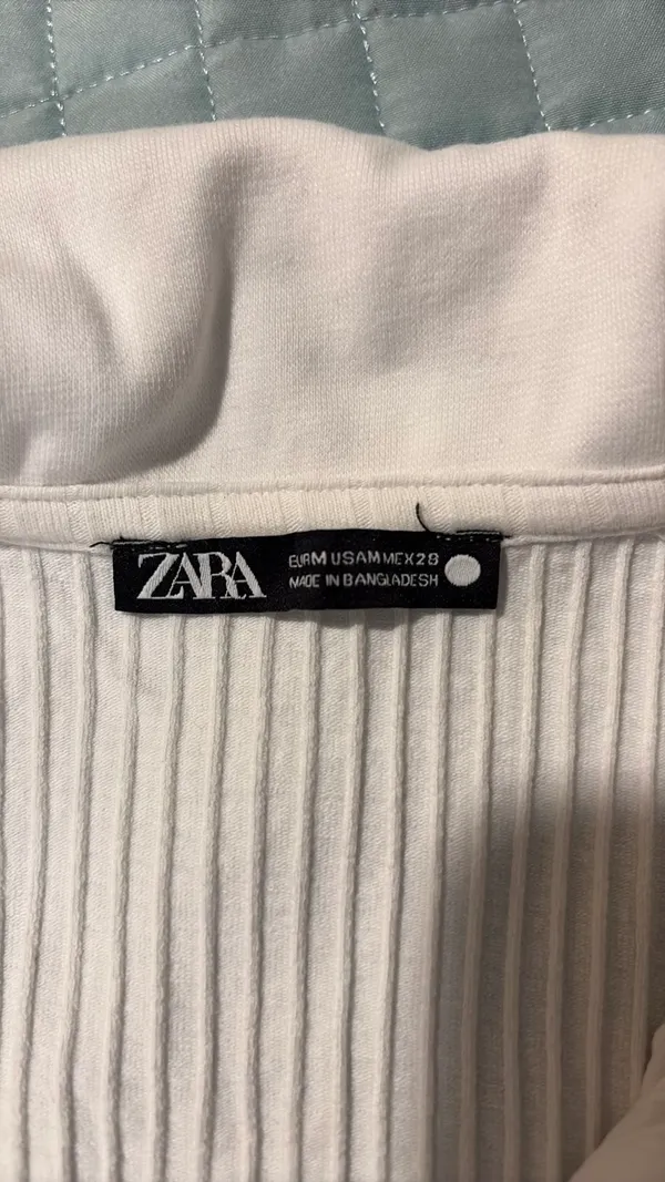 Zara Cropped White Polo Top - Image 3