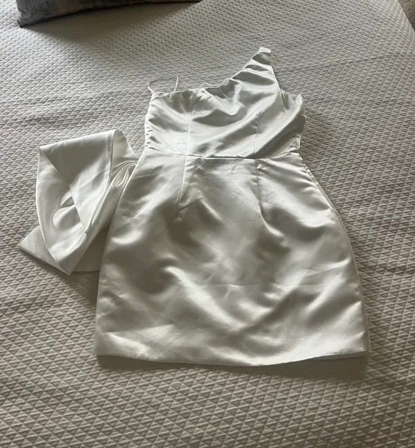 White Bow Dress - Image 3