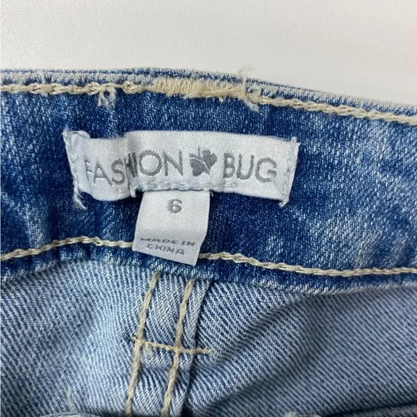 Fashion Bug Secret Slimmer Denim Crop Capri NWT Size 6 - Image 3