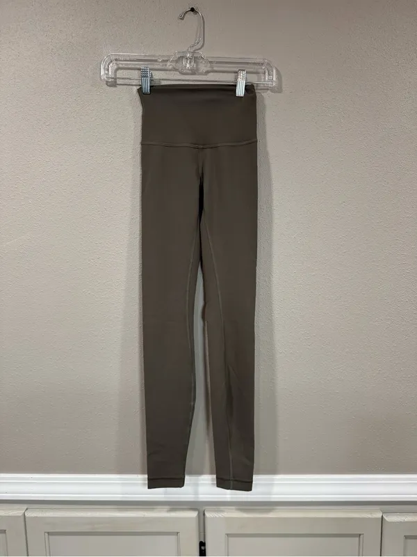 Lululemon Wunder Train Contour Fit High-Rise Tight - Image 4