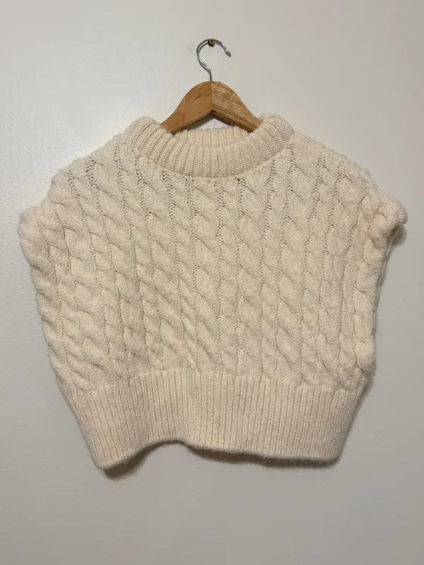Zara Cream Cable Knit Sweater Vest Cropped Size Small - Image 6
