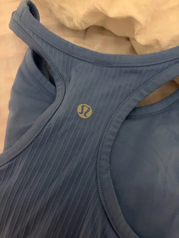 Lululemon Shorts tank top size 8 - Image 2