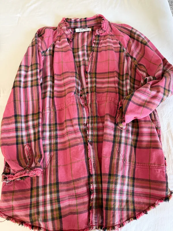 Pink we the free flannel - Image 2