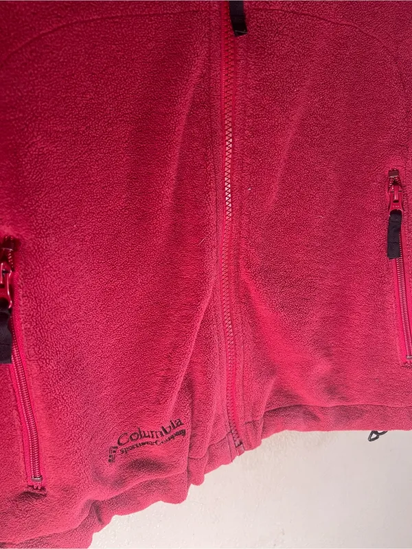 Columbia Red Fleece Jacket with Black Shoulder and Sleeve Panels - Image 2