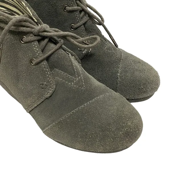 Toms Suede Desert Wedge Bootie Dark Gray Size 6.5‎ - Image 3