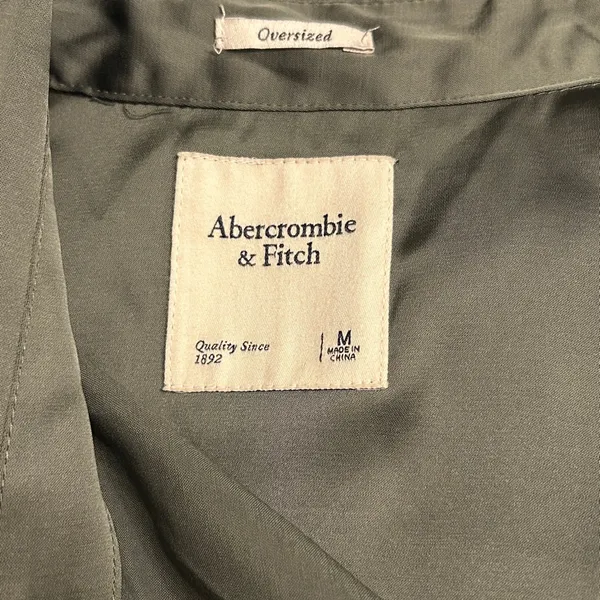 Abercrombie & Fitch Oversized Green Satin Blouse Size M - Image 3