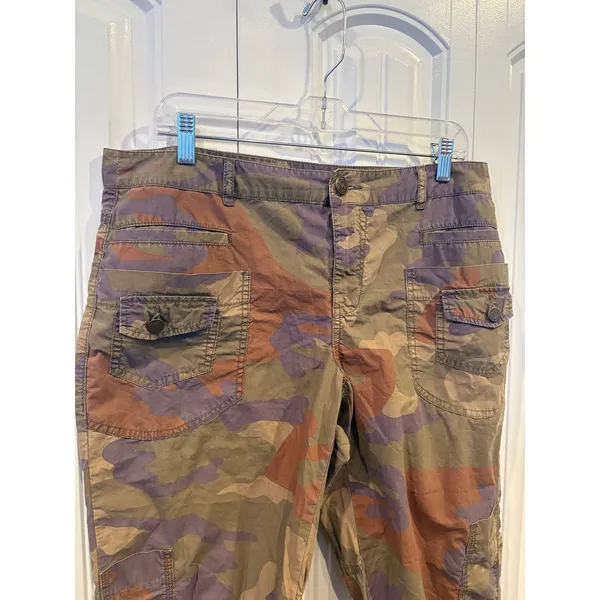London Jean Chino Green Cargo Camo Crops Size‎ 14 - Image 3