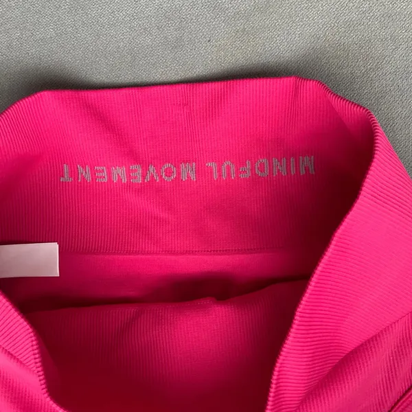 Alo Yoga Seamless Ribbed Favorite Bra Tank Pink Summer Crush S - Image 3