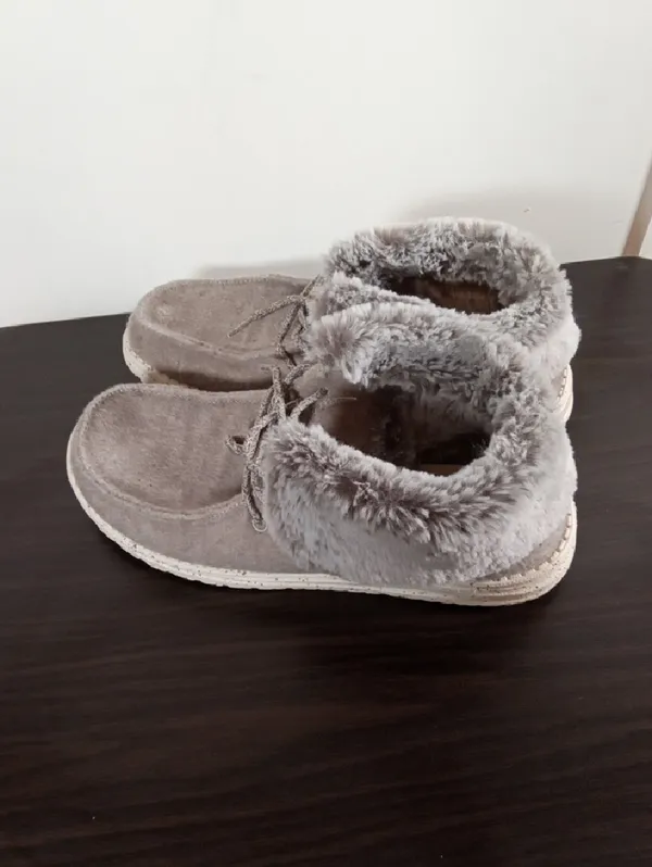 Hey Dude Women's Britt Sneaker Gray Faux Fur Trim Lace Up Comfort Size 8 - Image 4