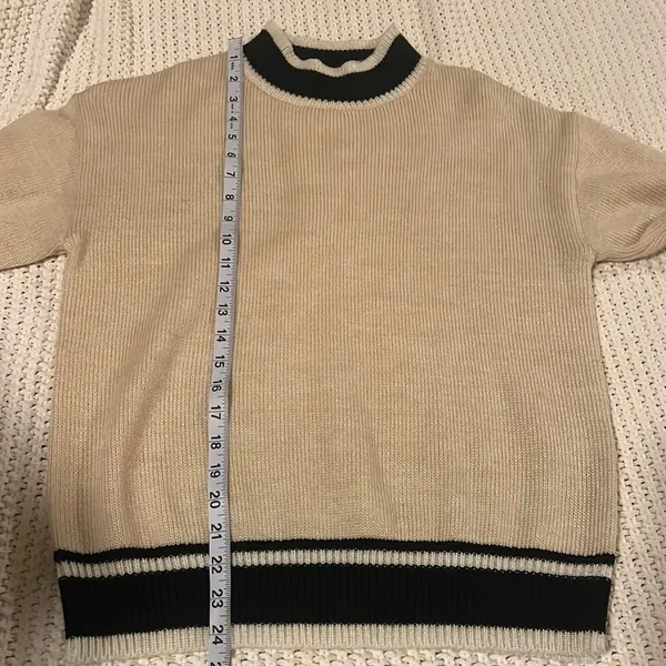 Lovers + Friends Cream and Black Crewneck Pullover Sweater - Image 5
