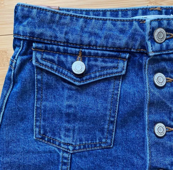 Denim Skirt With Pockets - Image 4