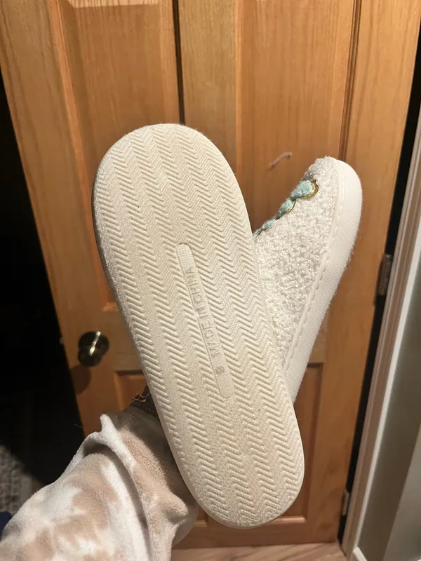 Slippers White Size 6 - Image 2