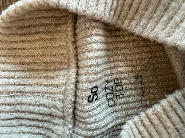 Sweater Tan Size M - Image 2