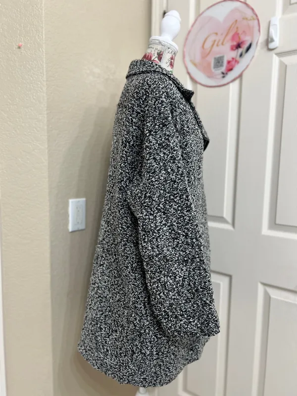 JustFab Black & White Marled Textured Asymmetrical Zip Coat 2X NWT - Image 3
