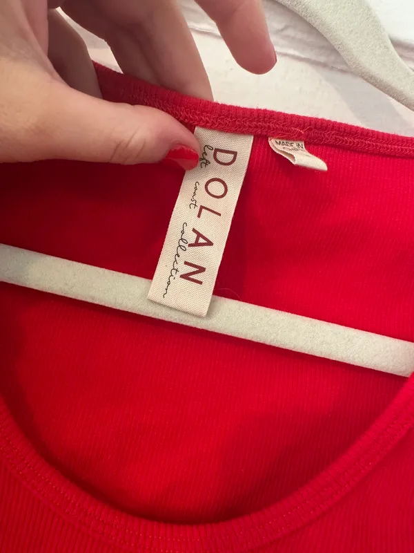 Red Tank - Image 4
