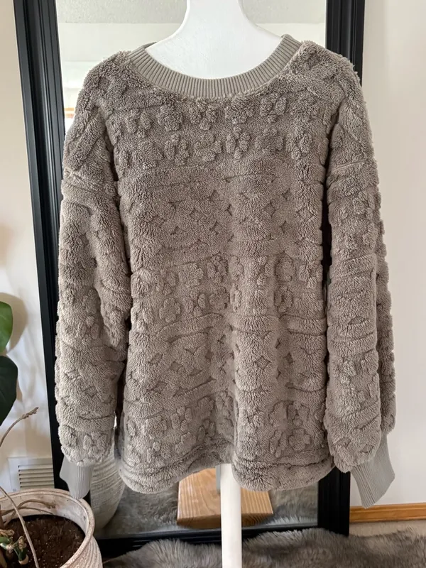 FREE PEOPLE Gray Oversized Long Sleeve Soft Sweatshirt - Image 2