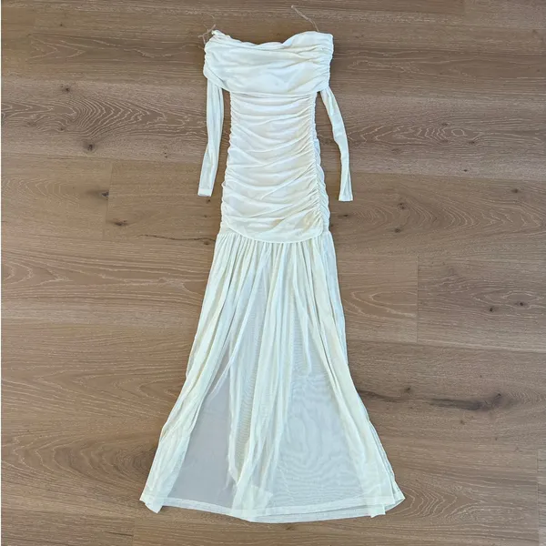 Peppermayo Maxi Dress Off Shoulder Flowy Ginny Size XXS Pale Butter Yellow - Image 4