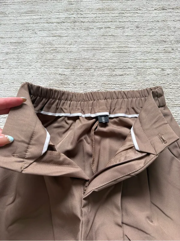 Tailored High-Waist Straight-Leg Pantsuit in Brown (Size Brown) - Image 8