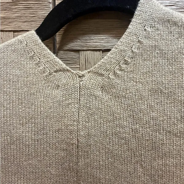 Aritzia Babaton Cashmere/ Wool Cape Cardigan Oversize XXS/XS/S Tan - Image 9