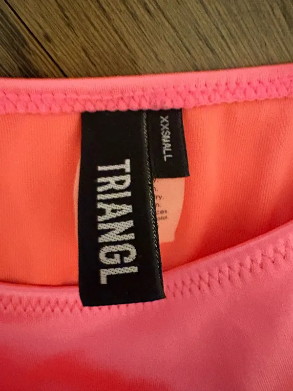 Pink triangle bikini set - Image 2